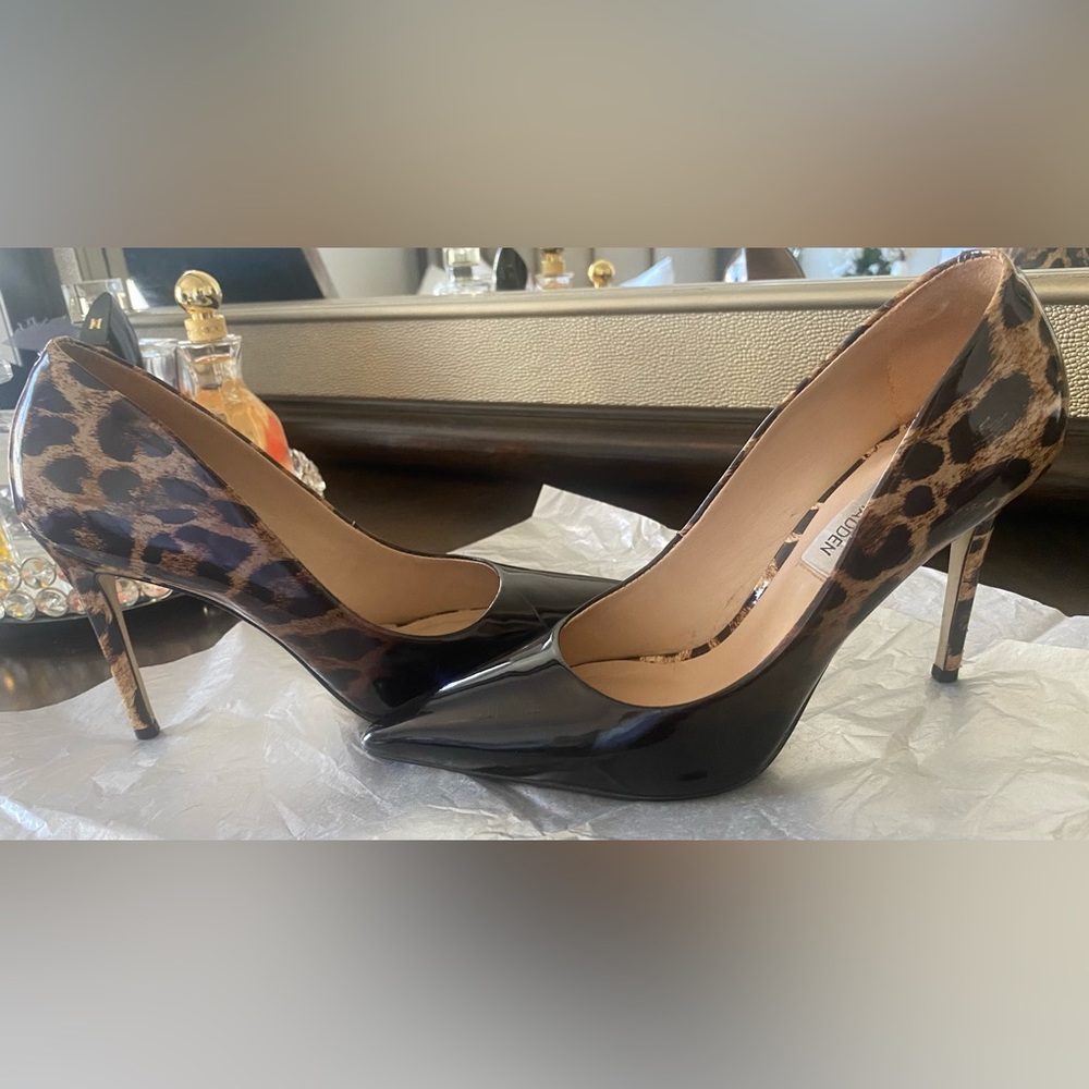 Steve Madden black leopard pumps use size 7.5
